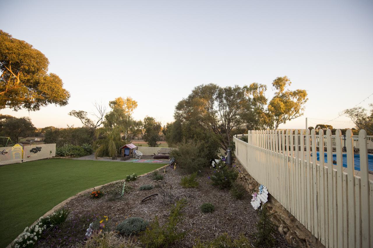 The Old Convent Dalwallinu Extérieur photo